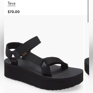 Teva Women’s Universal Flatform Size 8